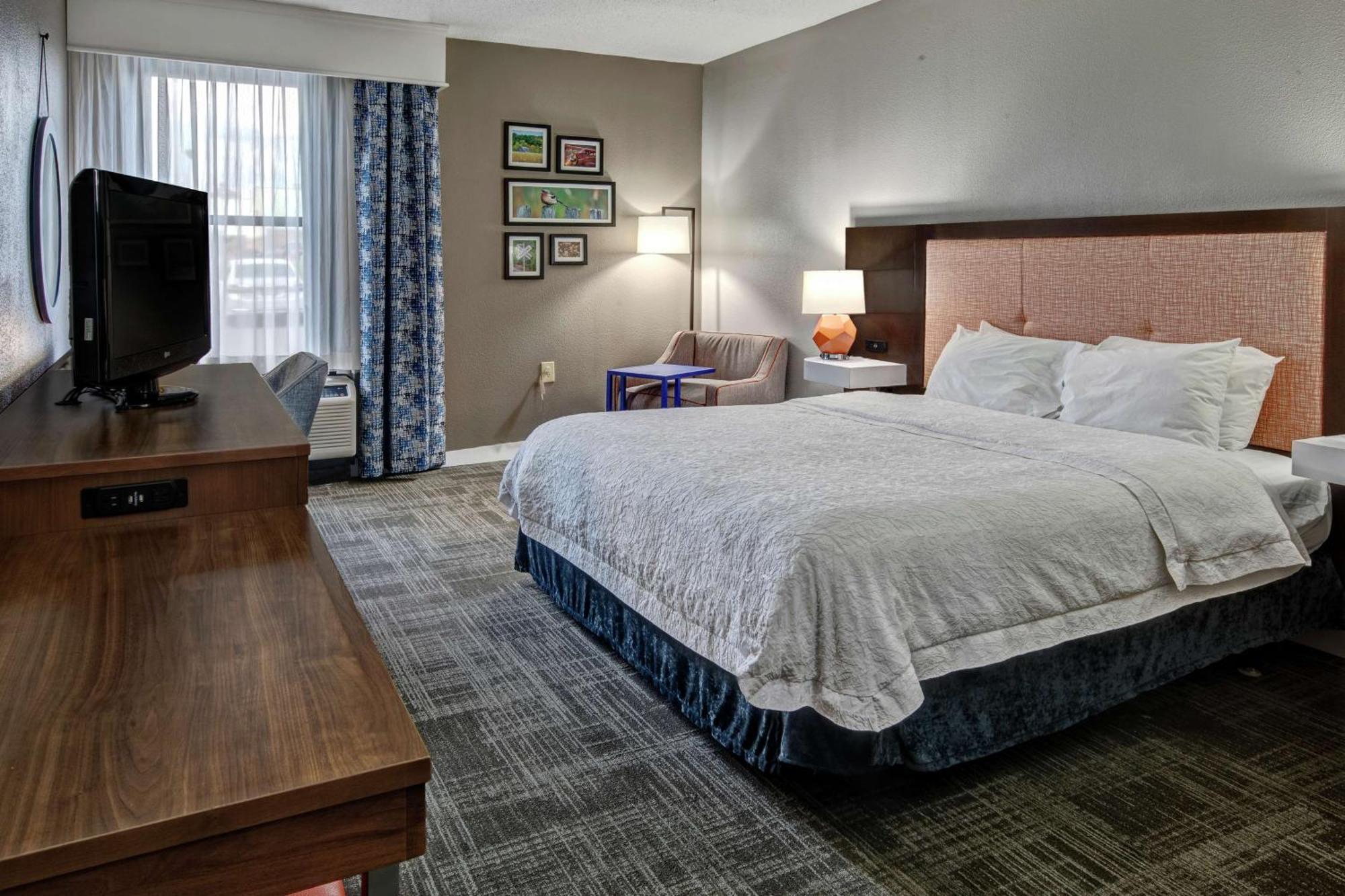 Hampton Inn Tullahoma Exterior photo